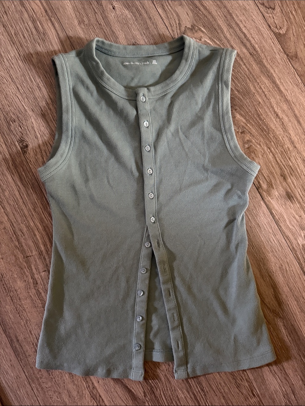 A&F Button-Front Ribbed Tank Top - Sage Green